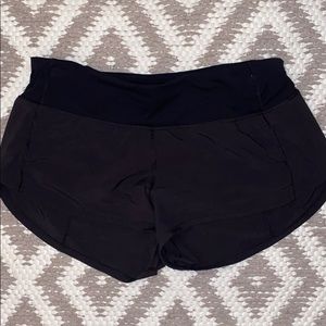 Lululemon speed up shorts 2.5 size 4